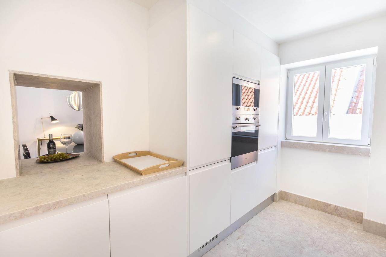Lovelystay - Luxury Oasis In Bairro Alto Lisboa Exteriör bild